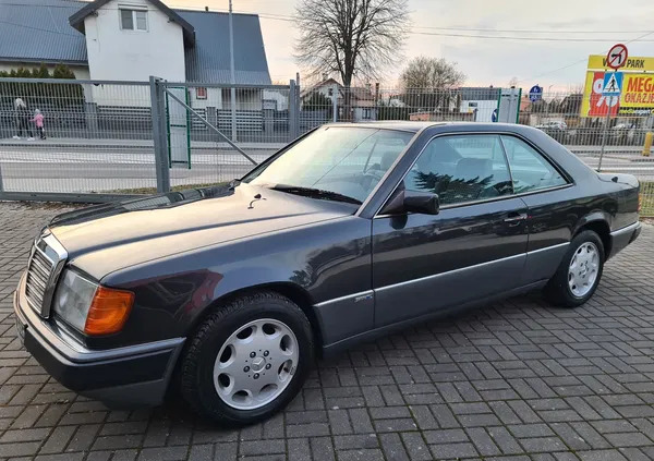 mercedes benz podkarpackie Mercedes-Benz Klasa E cena 59900 przebieg: 110000, rok produkcji 1992 z Mielec